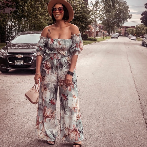 The Orchid Set - Picture 2 of 3